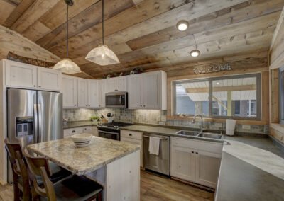 Bass Cabin Kitchen