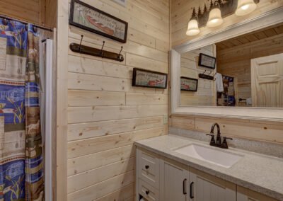 Perch Cabin Bathroom
