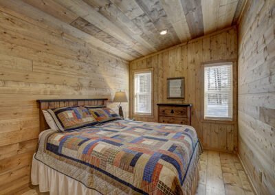Musky Cabin Bedroom 2