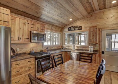 Musky Cabin Kitchen